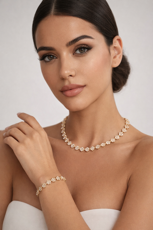 Colar + pulseira Acabamento em banho de ouro 18K