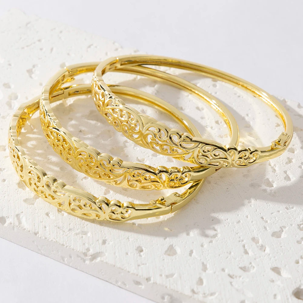 Pulseira Premium (banhada a ouro de 18K)