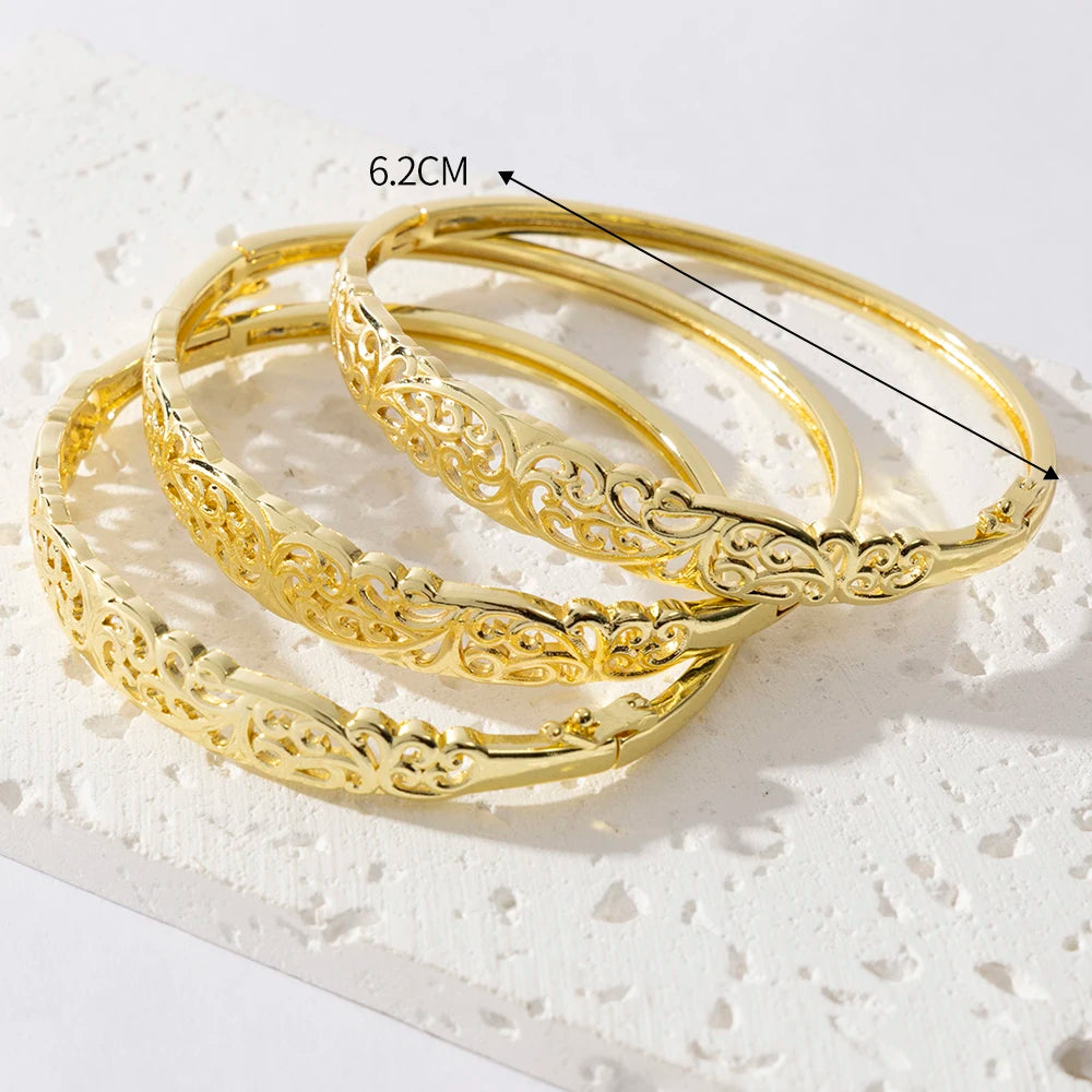 Pulseira Premium (banhada a ouro de 18K)