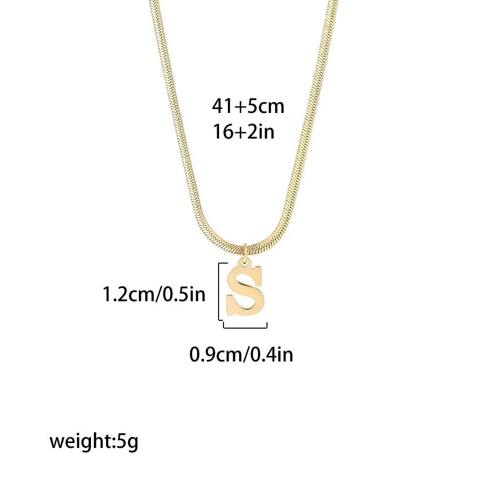 Colar Personalizado com Letra – Corrente Snake Banhada a Ouro