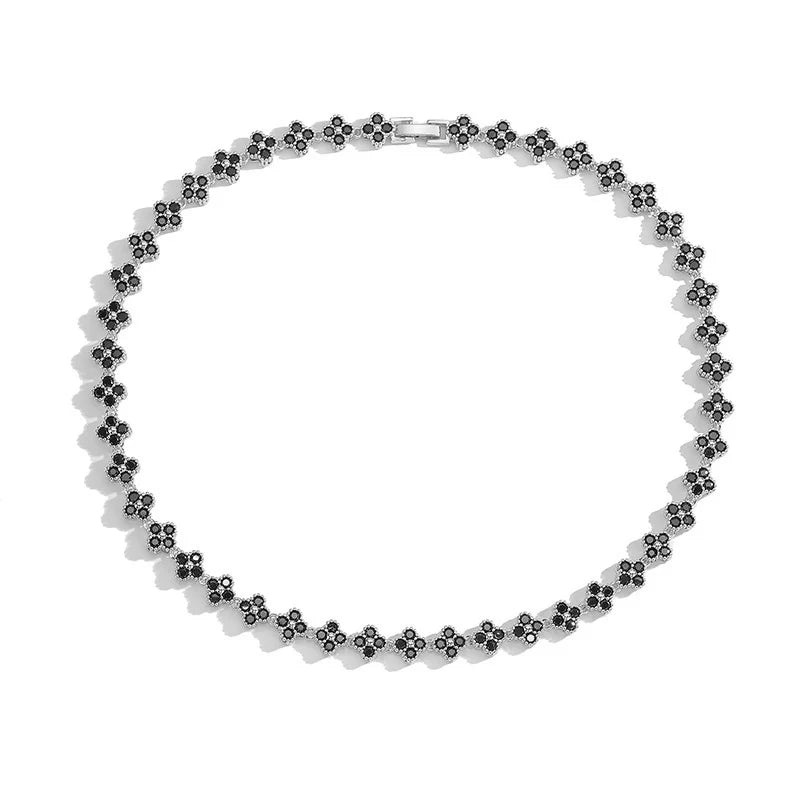 Colar + pulseira Acabamento em banho de ouro 18K