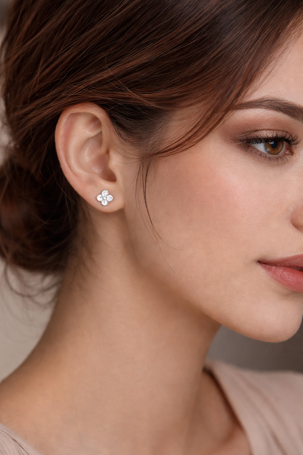 Brincos Trevo da Sorte – Elegância em Prateado 925